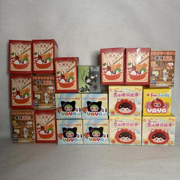 Large Lot of 19 Factory Sealed Blind Boxes YaYa MunMun and More NEW(US)